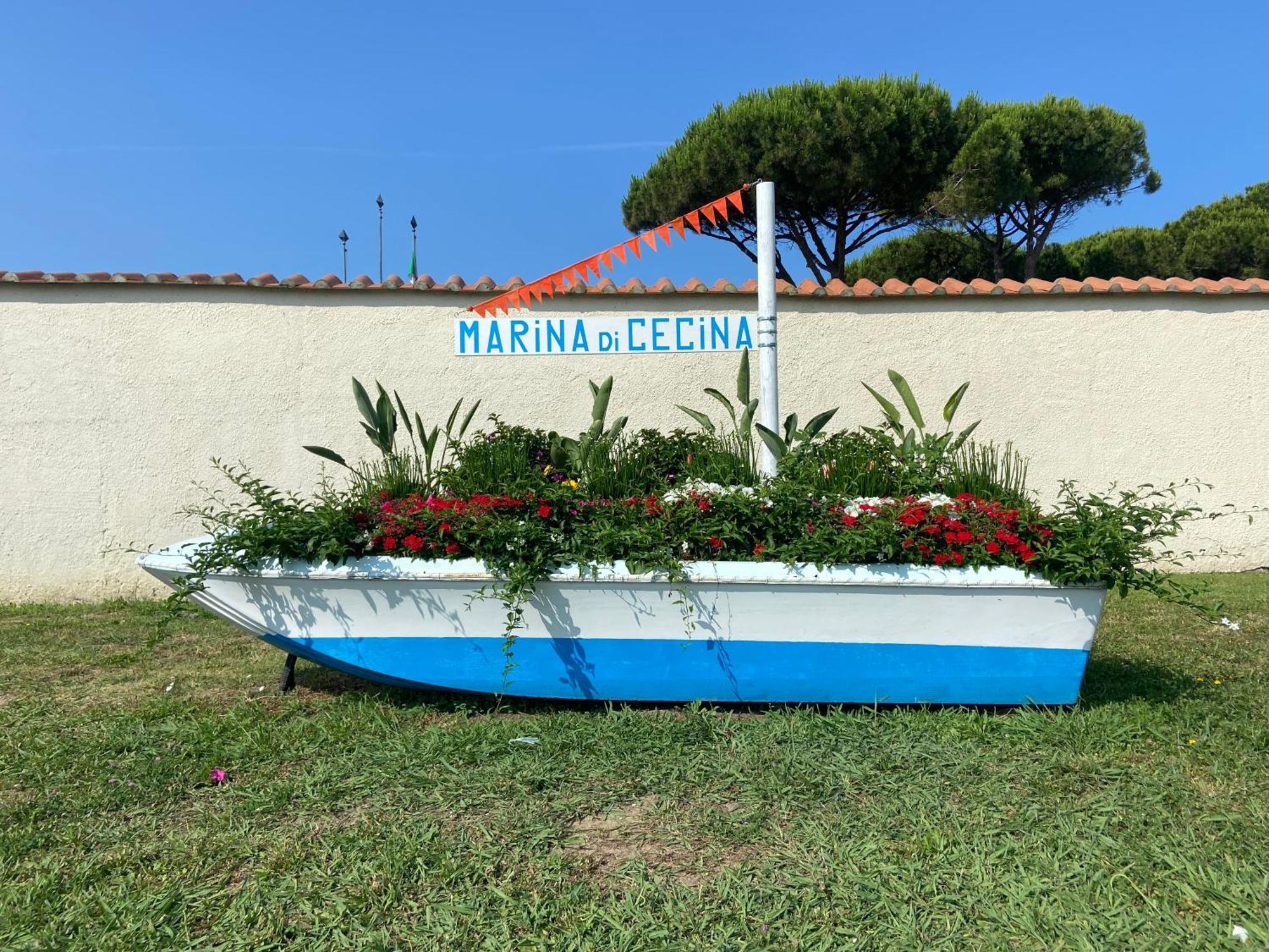 Appartamento Acquamarina Marina di Cecina Exteriör bild